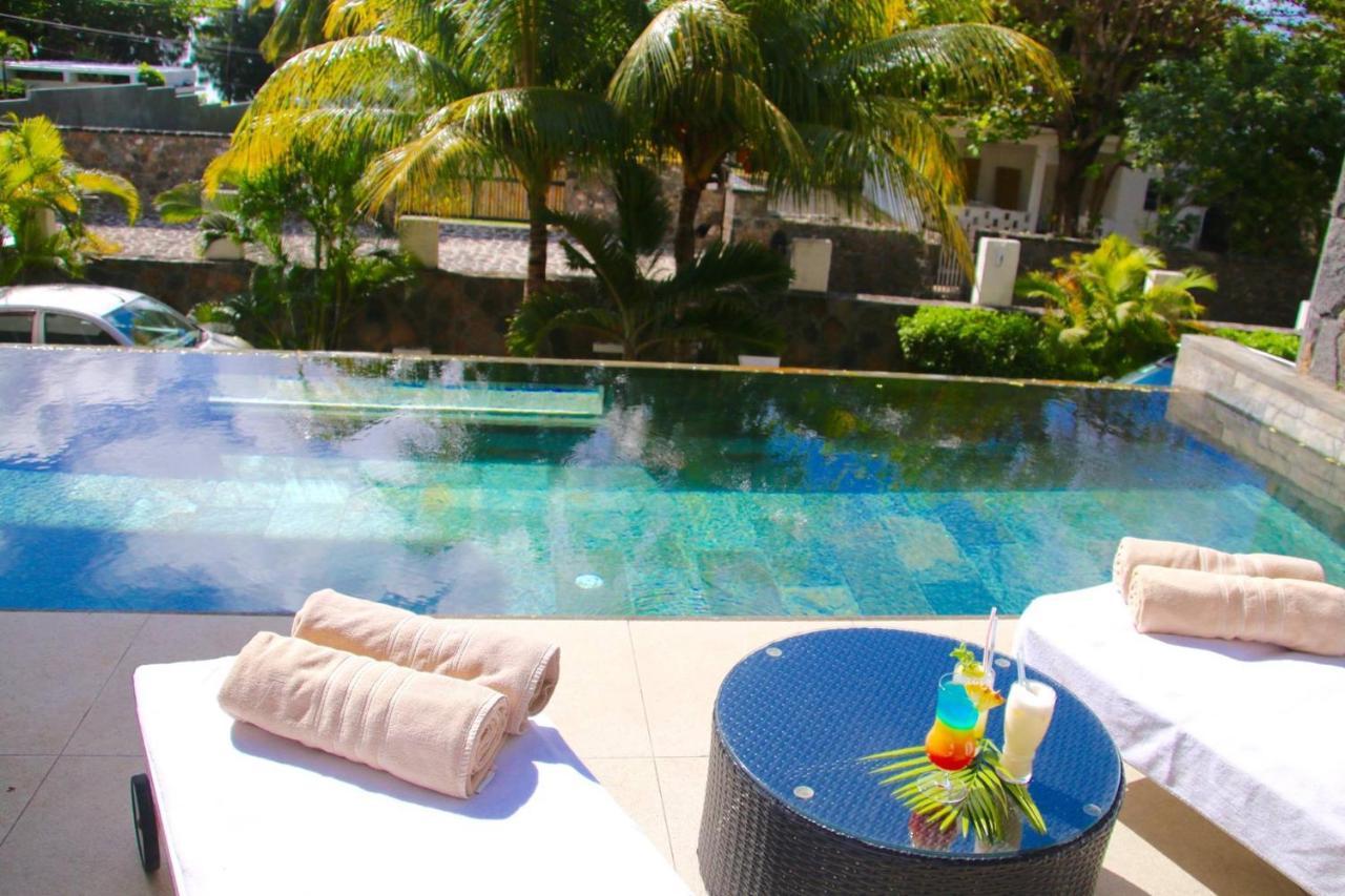 Nitzana Residences & Restaurant Pereybere Beach Buitenkant foto