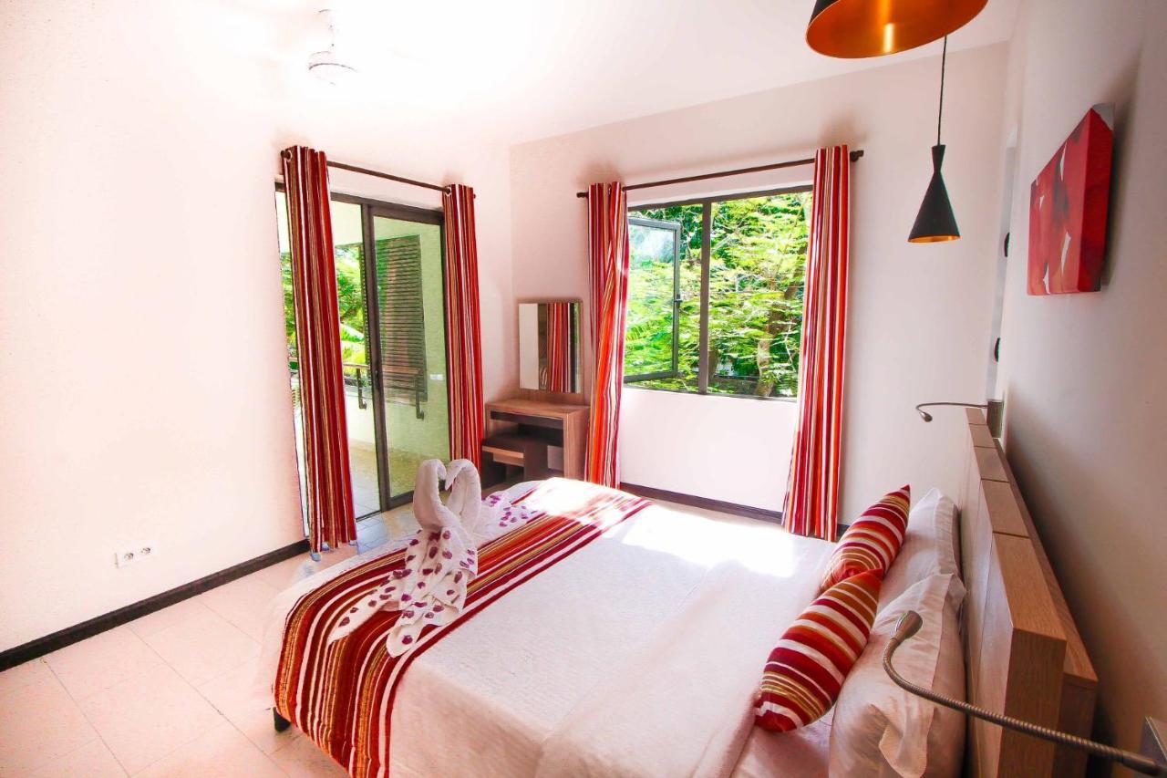 Nitzana Residences & Restaurant Pereybere Beach Buitenkant foto