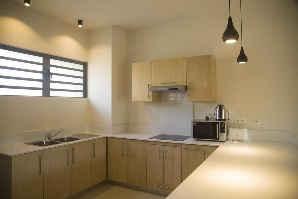 Nitzana Residences & Restaurant Pereybere Beach Buitenkant foto